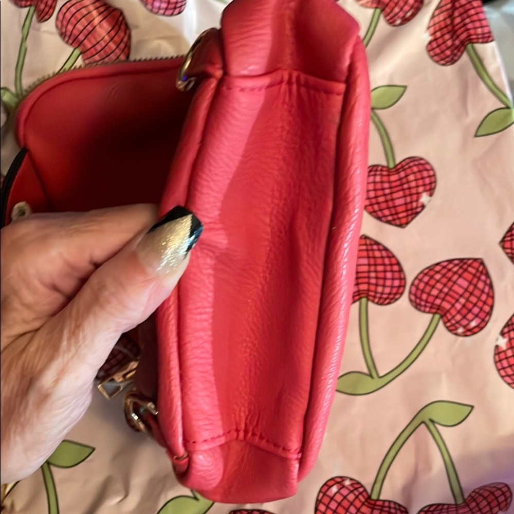 Pink Leather Women's  crossbody bag NWT  9 X 6.5 - Picture 7 of 14